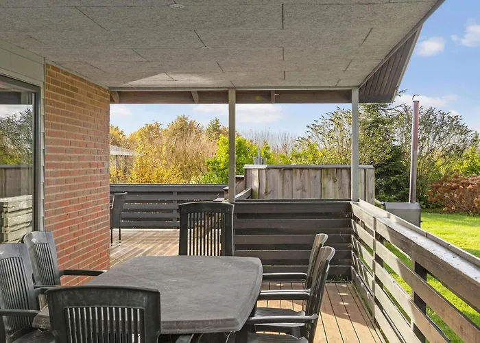 3 Bedroom Amazing In Otterup